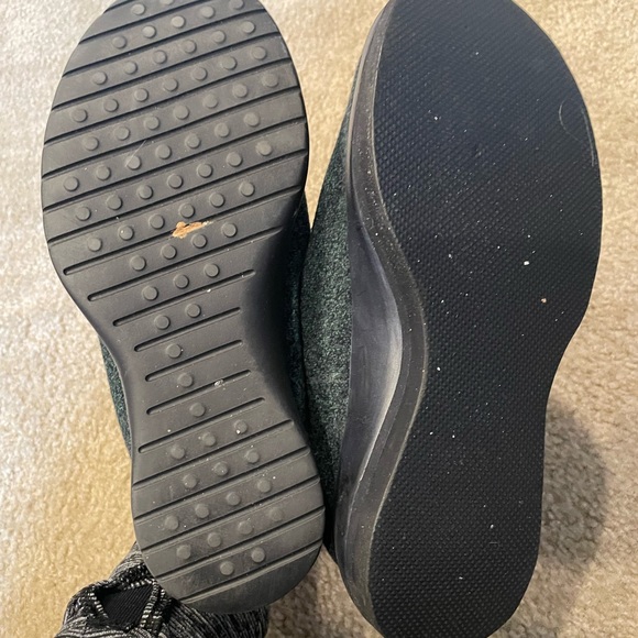 Allbirds runners. Color is like a hunter green - Picture 7 of 7